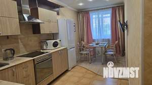 1-к квартира, посуточно, 44м2, 4/10 этаж