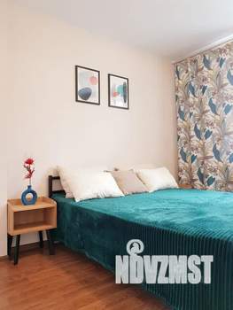 2-к квартира, посуточно, 51м2, 13/25 этаж