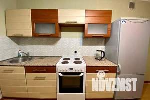 1-к квартира, посуточно, 47м2, 11/16 этаж