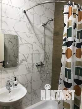 Студия квартира, посуточно, 40м2, 23/25 этаж