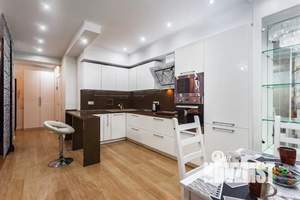 Студия квартира, посуточно, 54м2, 13/25 этаж