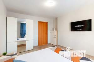 1-к квартира, посуточно, 56м2, 21/25 этаж