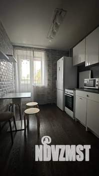 1-к квартира, посуточно, 40м2, 8/9 этаж