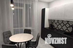 2-к квартира, посуточно, 63м2, 5/15 этаж