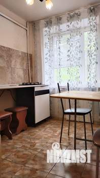 1-к квартира, посуточно, 33м2, 1/9 этаж