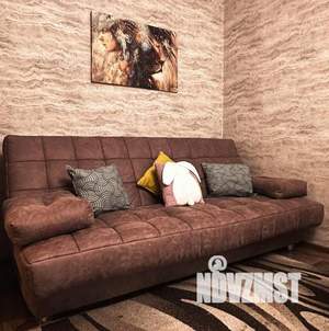 1-к квартира, посуточно, 50м2, 1/1 этаж