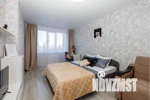 1-к квартира, посуточно, 42м2, 7/27 этаж