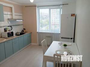 Студия квартира, посуточно, 33м2, 10/10 этаж