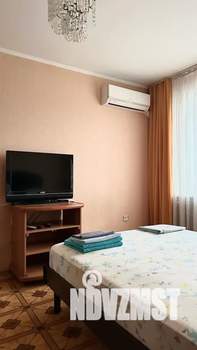 1-к квартира, посуточно, 38м2, 7/9 этаж