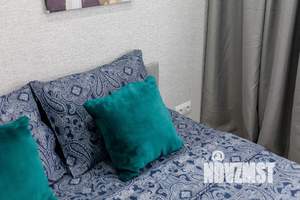 1-к квартира, посуточно, 39м2, 10/10 этаж