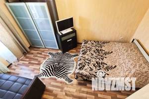 1-к квартира, посуточно, 32м2, 3/3 этаж