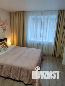 1-к квартира, посуточно, 38м2, 2/10 этаж