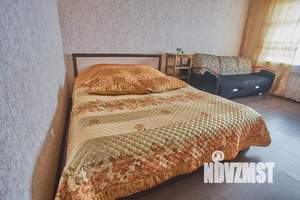 1-к квартира, посуточно, 42м2, 8/10 этаж