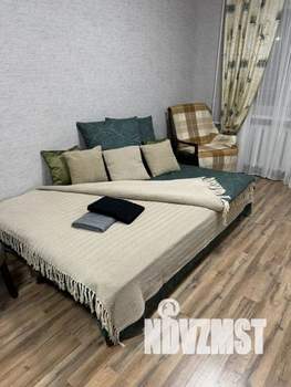 1-к квартира, посуточно, 50м2, 2/12 этаж