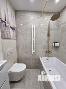 Студия квартира, посуточно, 33м2, 13/25 этаж