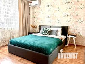 1-к квартира, посуточно, 35м2, 6/9 этаж