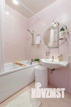 1-к квартира, посуточно, 52м2, 1/1 этаж