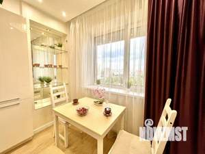 1-к квартира, посуточно, 53м2, 1/1 этаж