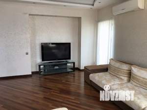 3-к квартира, на длительный срок, 140м2, 5/10 этаж