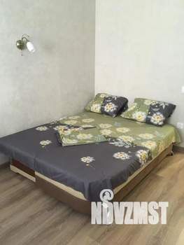 1-к квартира, посуточно, 42м2, 9/25 этаж