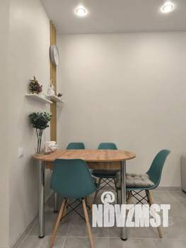 1-к квартира, посуточно, 37м2, 6/25 этаж