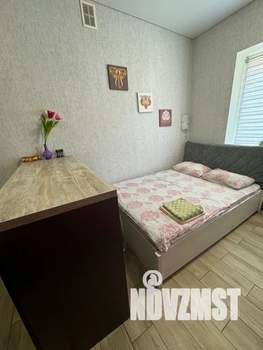Студия квартира, посуточно, 25м2, 1/5 этаж