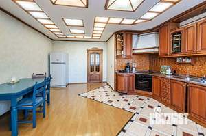 4-к квартира, на длительный срок, 174м2, 7/9 этаж