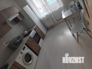 1-к квартира, посуточно, 40м2, 13/22 этаж