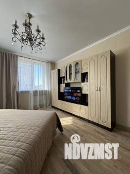 1-к квартира, посуточно, 40м2, 1/21 этаж