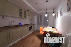 2-к квартира, посуточно, 65м2, 10/17 этаж