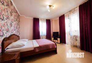 3-к квартира, посуточно, 130м2, 1/1 этаж