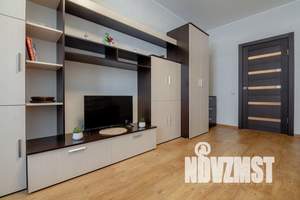 1-к квартира, посуточно, 42м2, 11/18 этаж