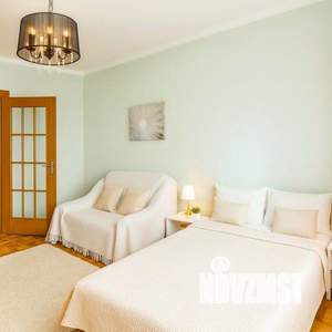 2-к квартира, посуточно, 20м2, 1/1 этаж