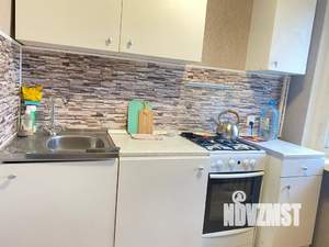1-к квартира, посуточно, 34м2, 7/9 этаж