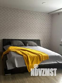 Студия квартира, посуточно, 35м2, 1/2 этаж