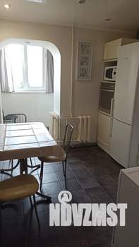 3-к квартира, посуточно, 79м2, 6/10 этаж