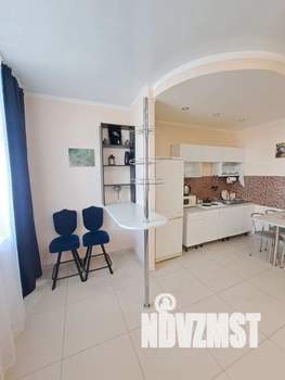 Студия квартира, посуточно, 40м2, 14/17 этаж