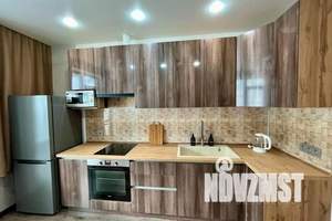 2-к квартира, посуточно, 65м2, 18/24 этаж