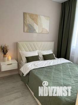 1-к квартира, посуточно, 33м2, 4/25 этаж