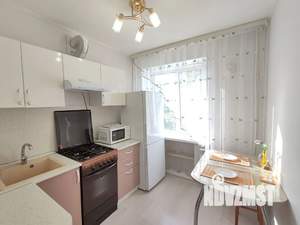1-к квартира, посуточно, 33м2, 4/9 этаж