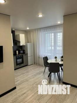 1-к квартира, посуточно, 46м2, 8/17 этаж