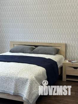 Студия квартира, посуточно, 35м2, 1/2 этаж