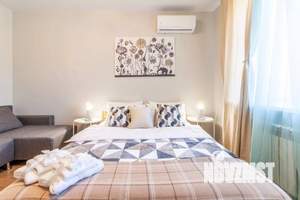 1-к квартира, посуточно, 45м2, 1/1 этаж