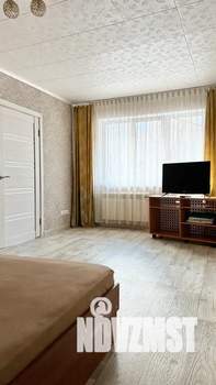 2-к квартира, посуточно, 50м2, 1/5 этаж