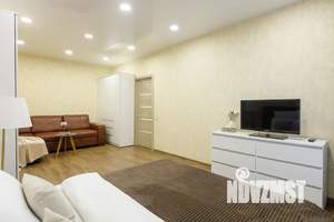 1-к квартира, посуточно, 45м2, 7/18 этаж