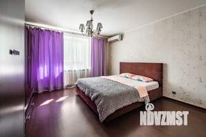 2-к квартира, посуточно, 65м2, 4/18 этаж