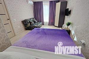 1-к квартира, посуточно, 33м2, 1/3 этаж