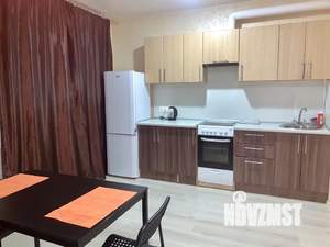 1-к квартира, посуточно, 38м2, 13/25 этаж