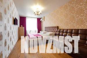 2-к квартира, посуточно, 70м2, 2/13 этаж