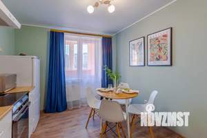 1-к квартира, посуточно, 39м2, 6/24 этаж